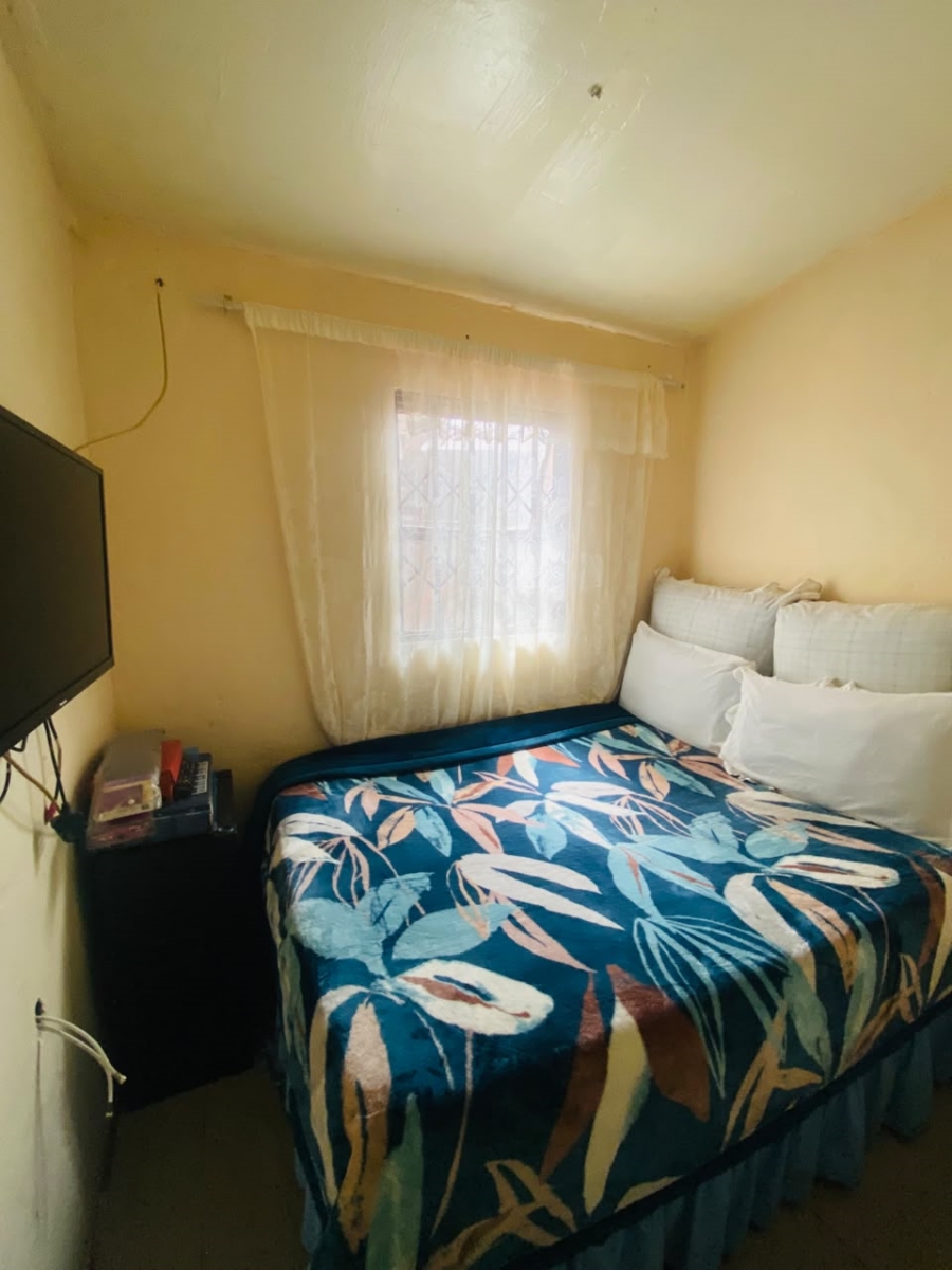 3 Bedroom Property for Sale in Harare Western Cape